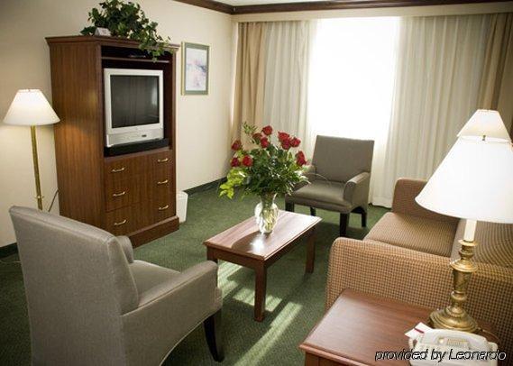 Norwood Inn Hudson الغرفة الصورة