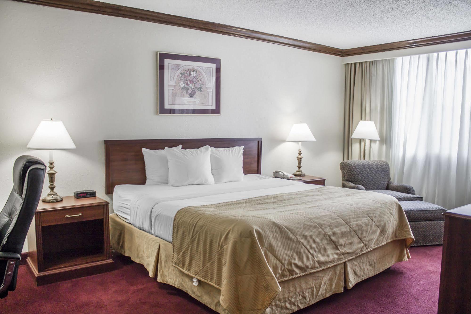 Norwood Inn Hudson المظهر الخارجي الصورة